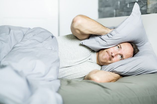 air cond berbunyi bising